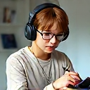 Testimonial Avatar 3